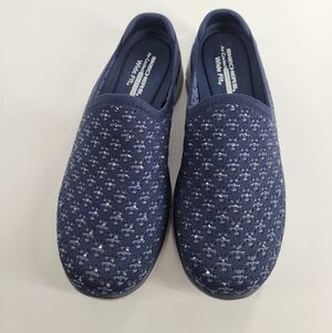 Skechers Women's Navy Blue Knit Slip On Wide Fit Casual Loafer Shoes Size 9.5